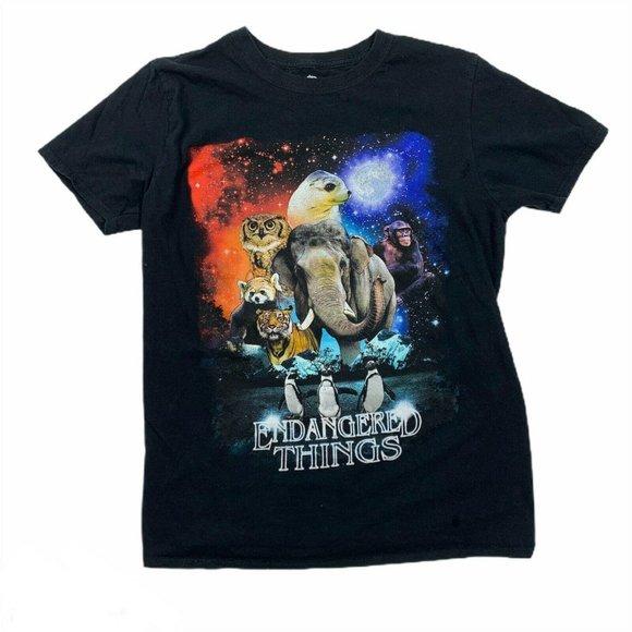 Goodie Two Sleeves Medium Endangered Things Shirt - Picture 1 of 3